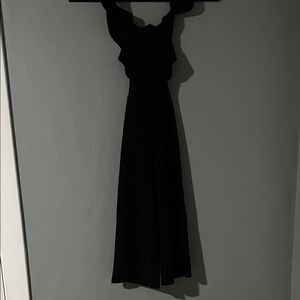 Black Ruffle-Shoulder Maxi Dress - Women's Elegant Evening Dress